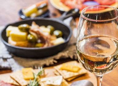 ソムリエ直伝！家飲みワインの楽しみ方　～イタリアワインの魅力と白ワインとのペアリング3選～